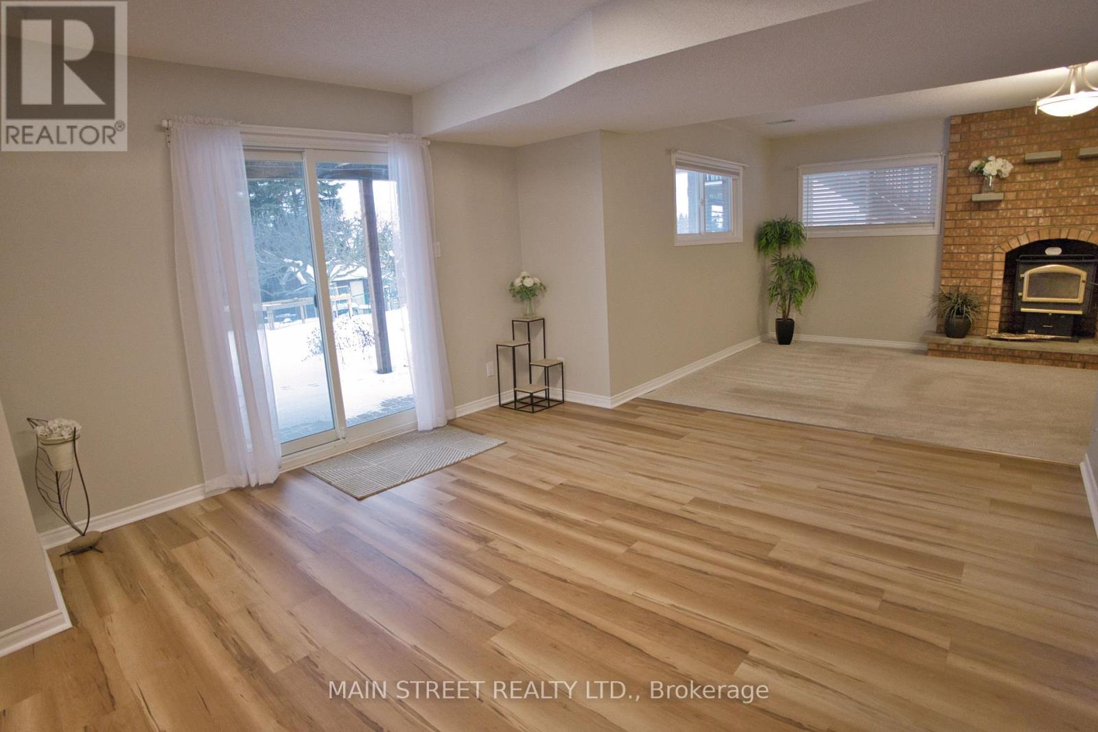 22 Royal Court, Bradford West Gwillimbury, Ontario  L3Z 2P4 - Photo 20 - N12790744