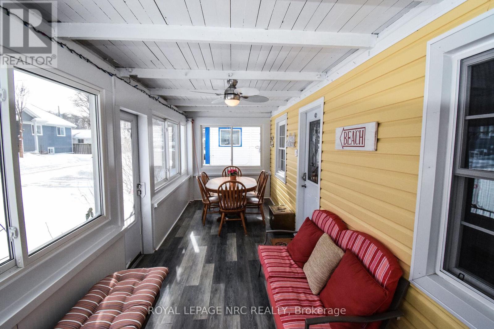 349 Elmwood Avenue, Fort Erie, Ontario  L0S 1B0 - Photo 9 - X12782730