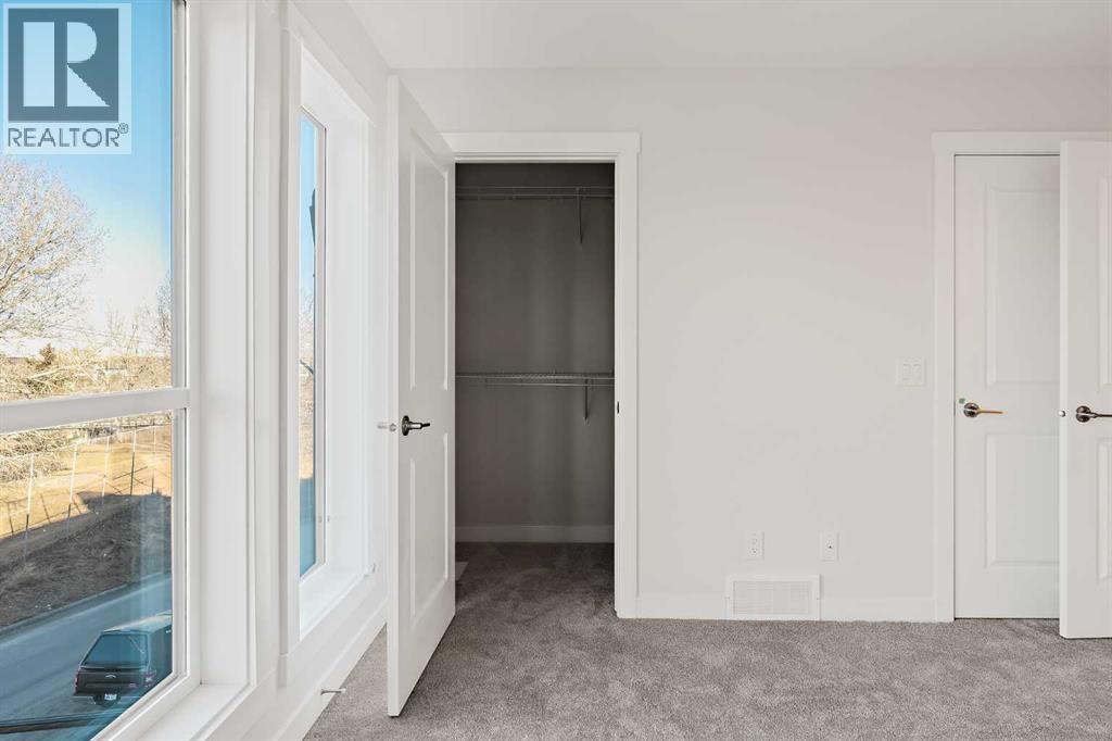 2527 Sovereign Crescent Sw, Calgary, Alberta  T3C 3Y3 - Photo 19 - A2285427