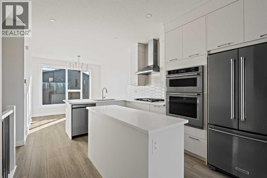 2527 Sovereign Crescent Sw, Calgary, Alberta  T3C 3Y3 - Photo 5 - A2285427