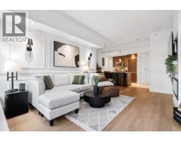 2538 MAPLE STREET, Vancouver, British Columbia