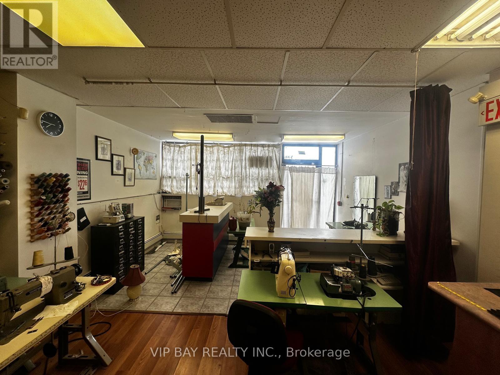 100 - 10330 Yonge Street, Richmond Hill, Ontario  L4C 5N1 - Photo 8 - N12790798