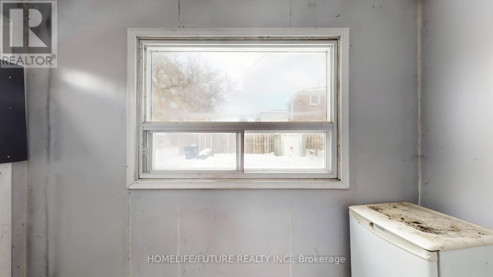 471 Vaughan Road, Toronto, Ontario  M6C 2P5 - Photo 23 - C12775912