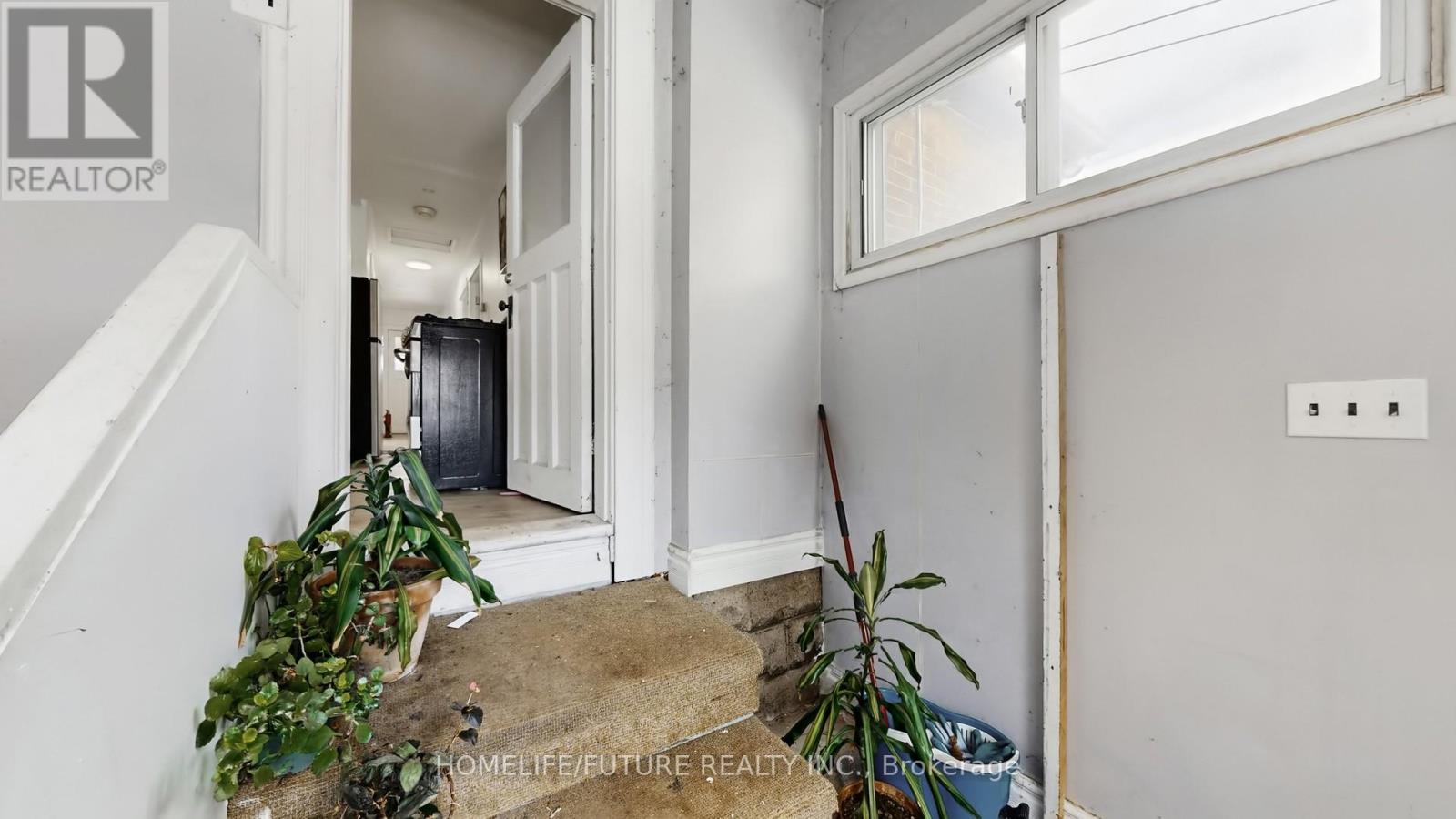 471 Vaughan Road, Toronto, Ontario  M6C 2P5 - Photo 22 - C12775912