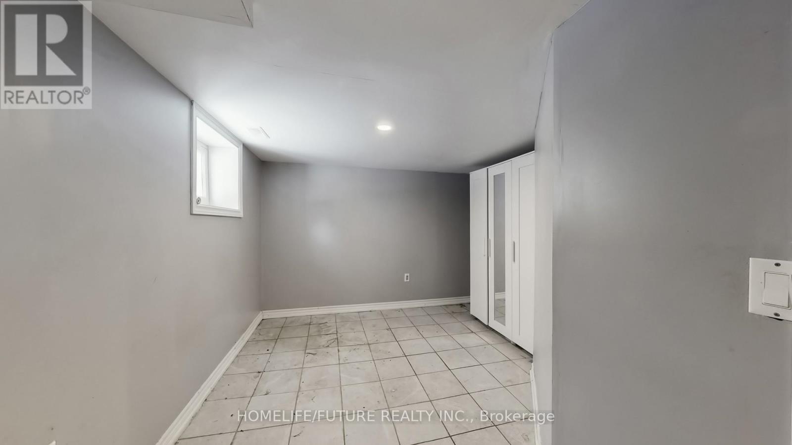 471 Vaughan Road, Toronto, Ontario  M6C 2P5 - Photo 27 - C12775912