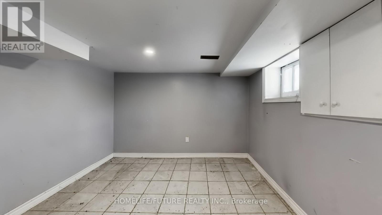 471 Vaughan Road, Toronto, Ontario  M6C 2P5 - Photo 29 - C12775912