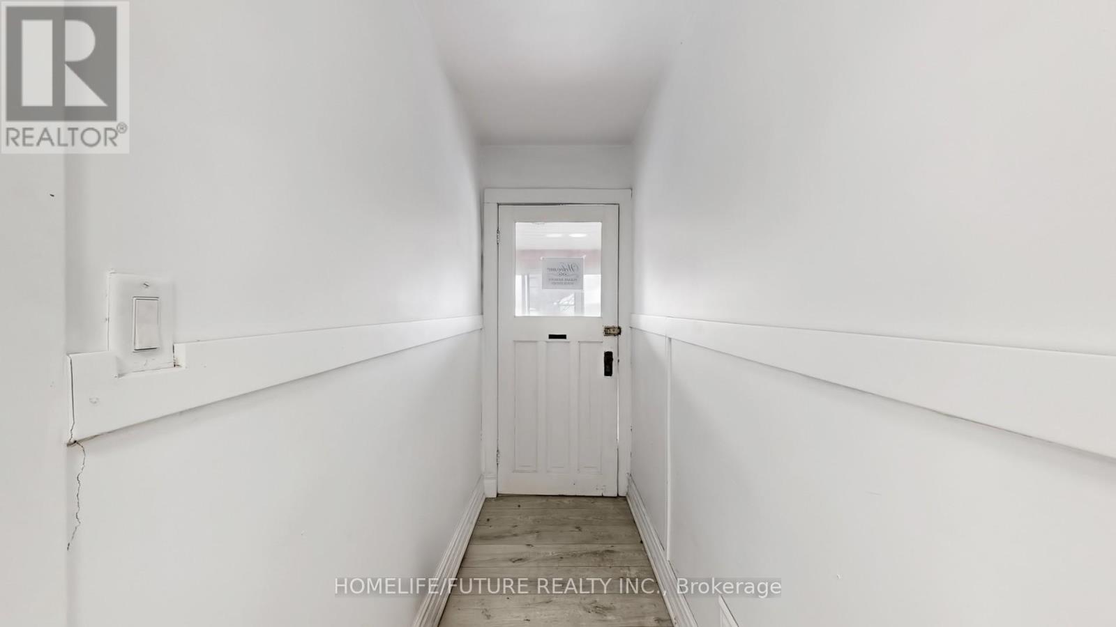 471 Vaughan Road, Toronto, Ontario  M6C 2P5 - Photo 6 - C12775912