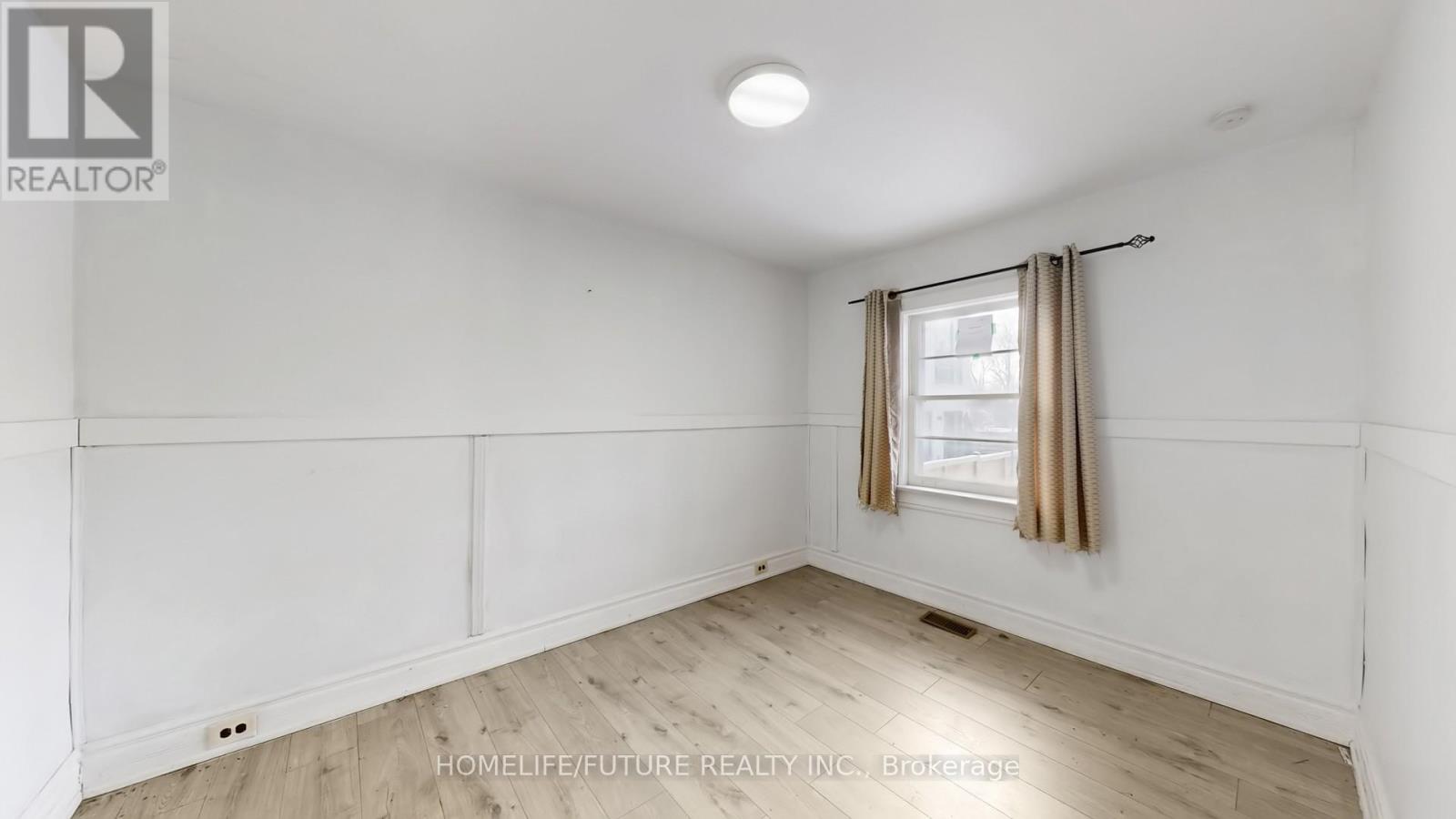 471 Vaughan Road, Toronto, Ontario  M6C 2P5 - Photo 7 - C12775912