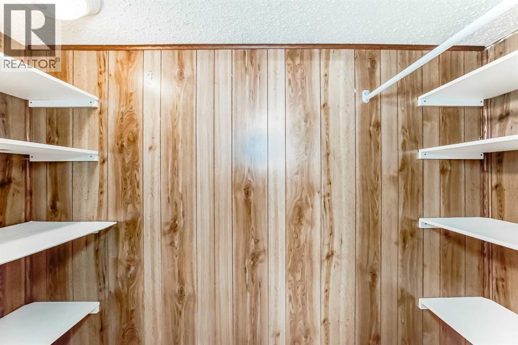 307 Huntridge Road Ne, Calgary, Alberta  T2K 4B8 - Photo 37 - A2272014