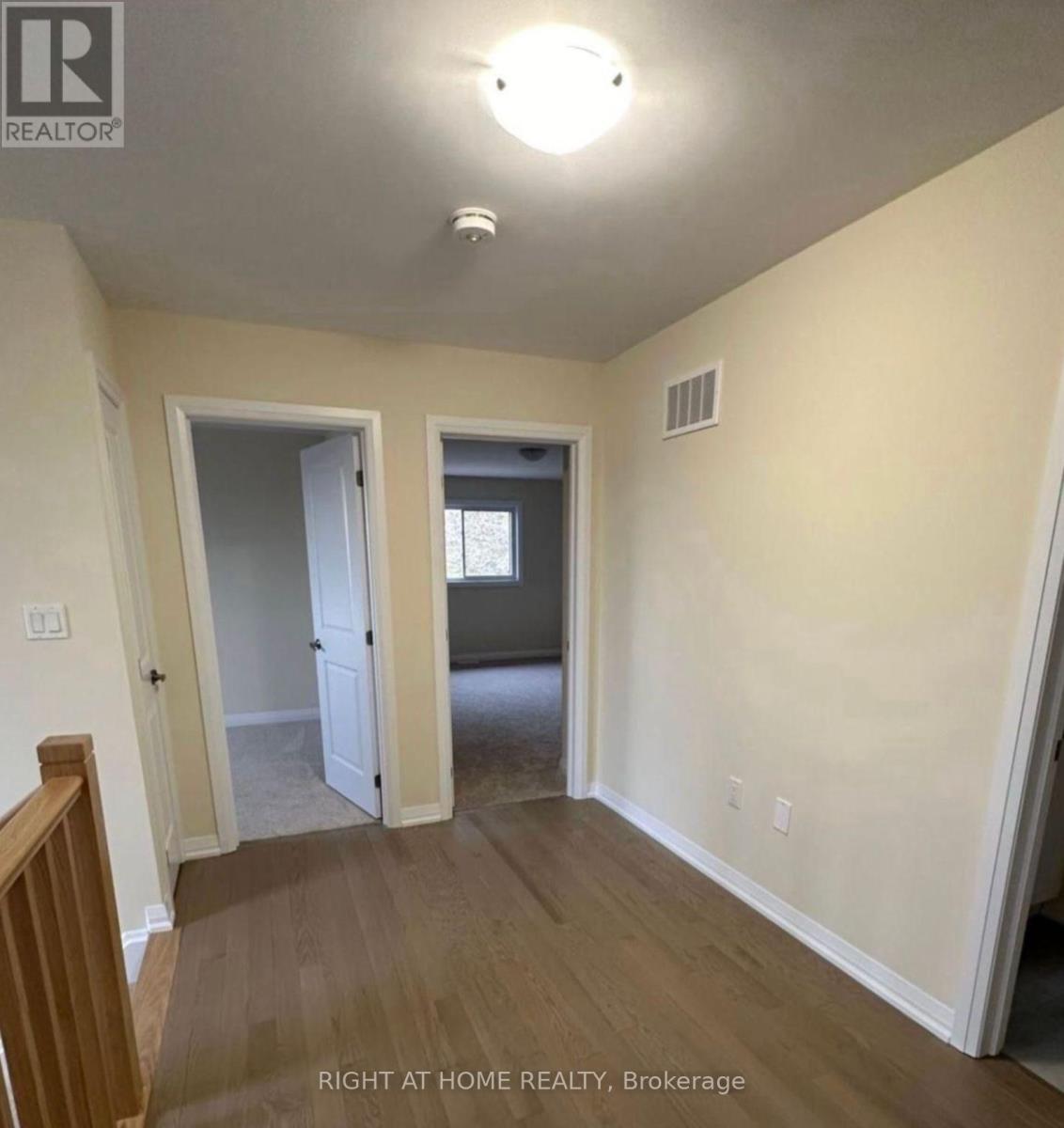 5 Revol Road, Penetanguishene, Ontario  L9M 1N8 - Photo 10 - S12790816