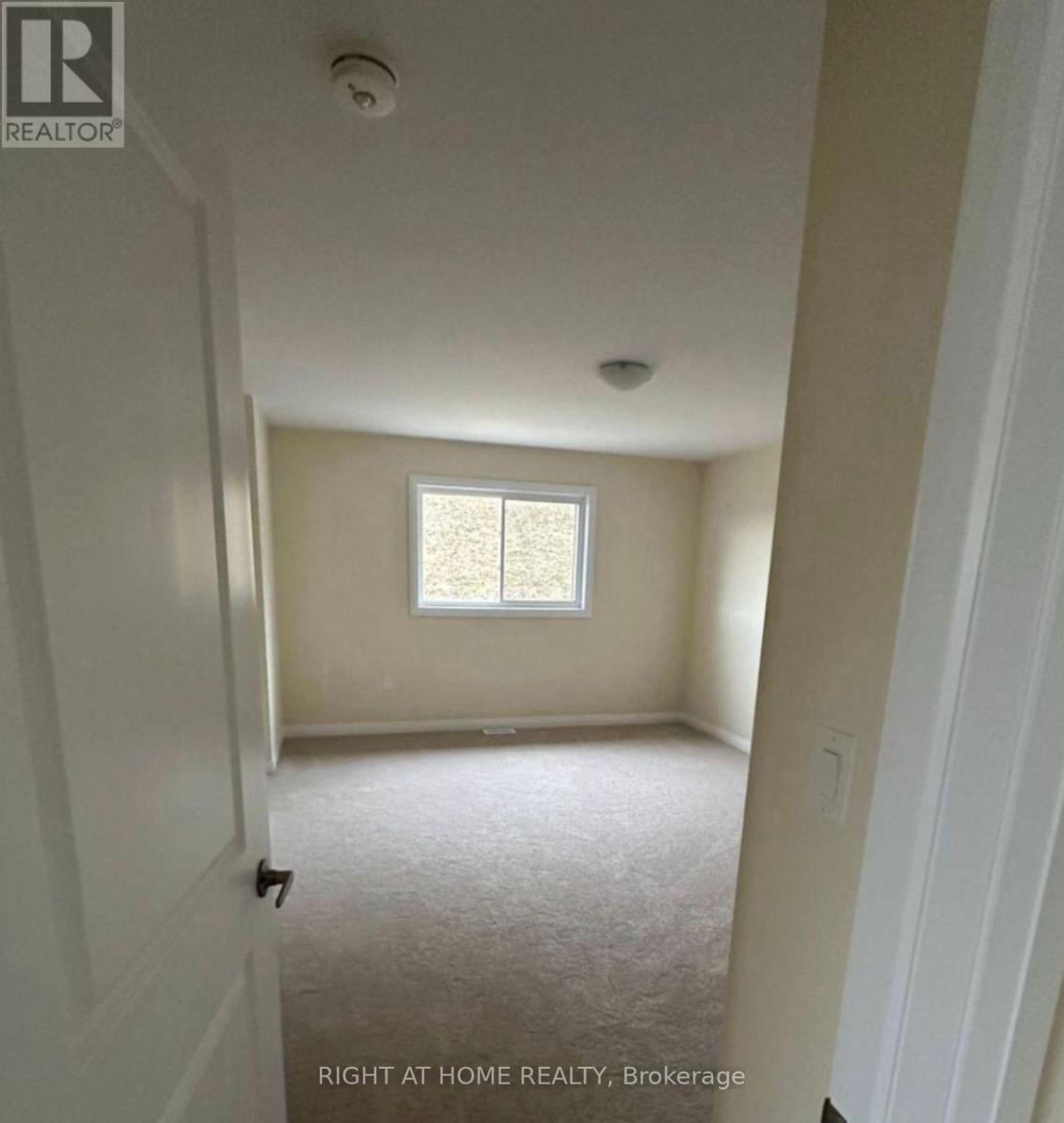 5 Revol Road, Penetanguishene, Ontario  L9M 1N8 - Photo 13 - S12790816