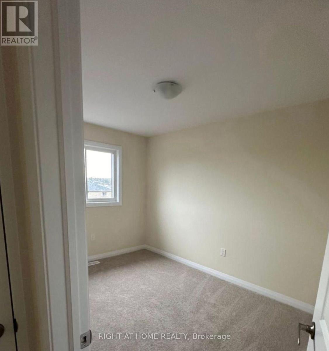 5 Revol Road, Penetanguishene, Ontario  L9M 1N8 - Photo 21 - S12790816