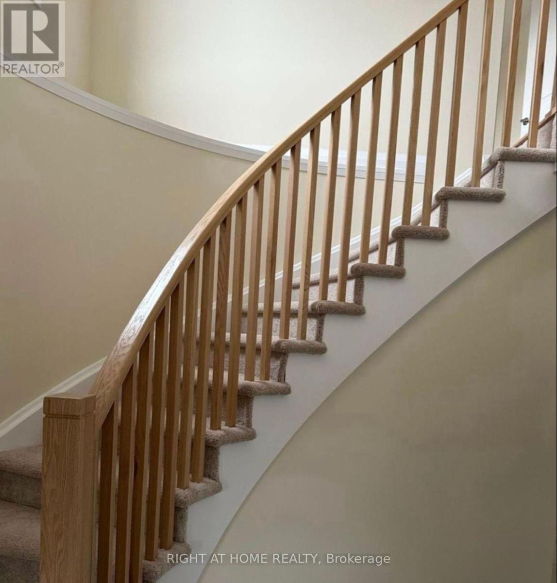 5 Revol Road, Penetanguishene, Ontario  L9M 1N8 - Photo 8 - S12790816