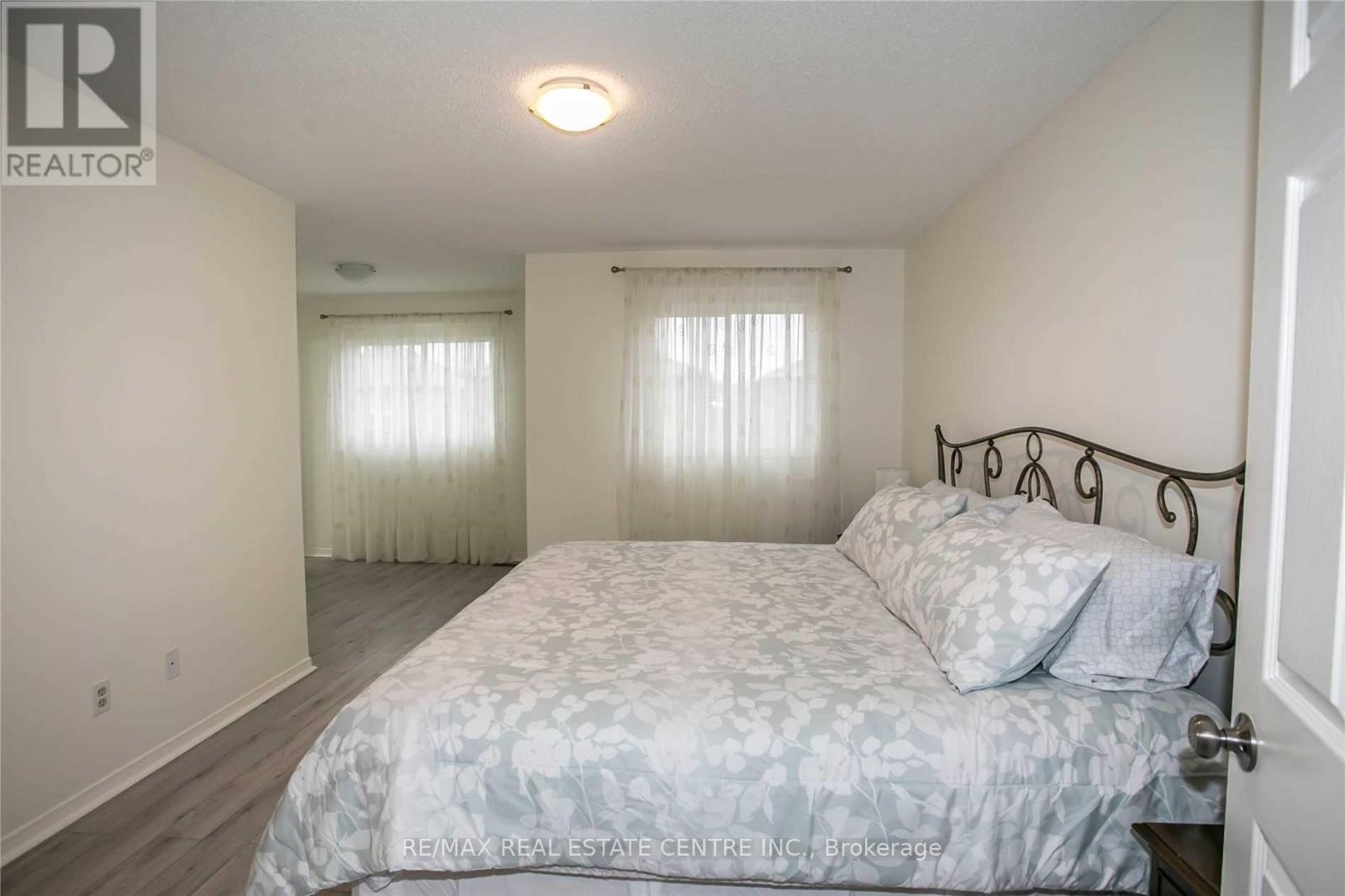 6361 Longspur Road, Mississauga, Ontario  L5N 6H1 - Photo 21 - W12790806