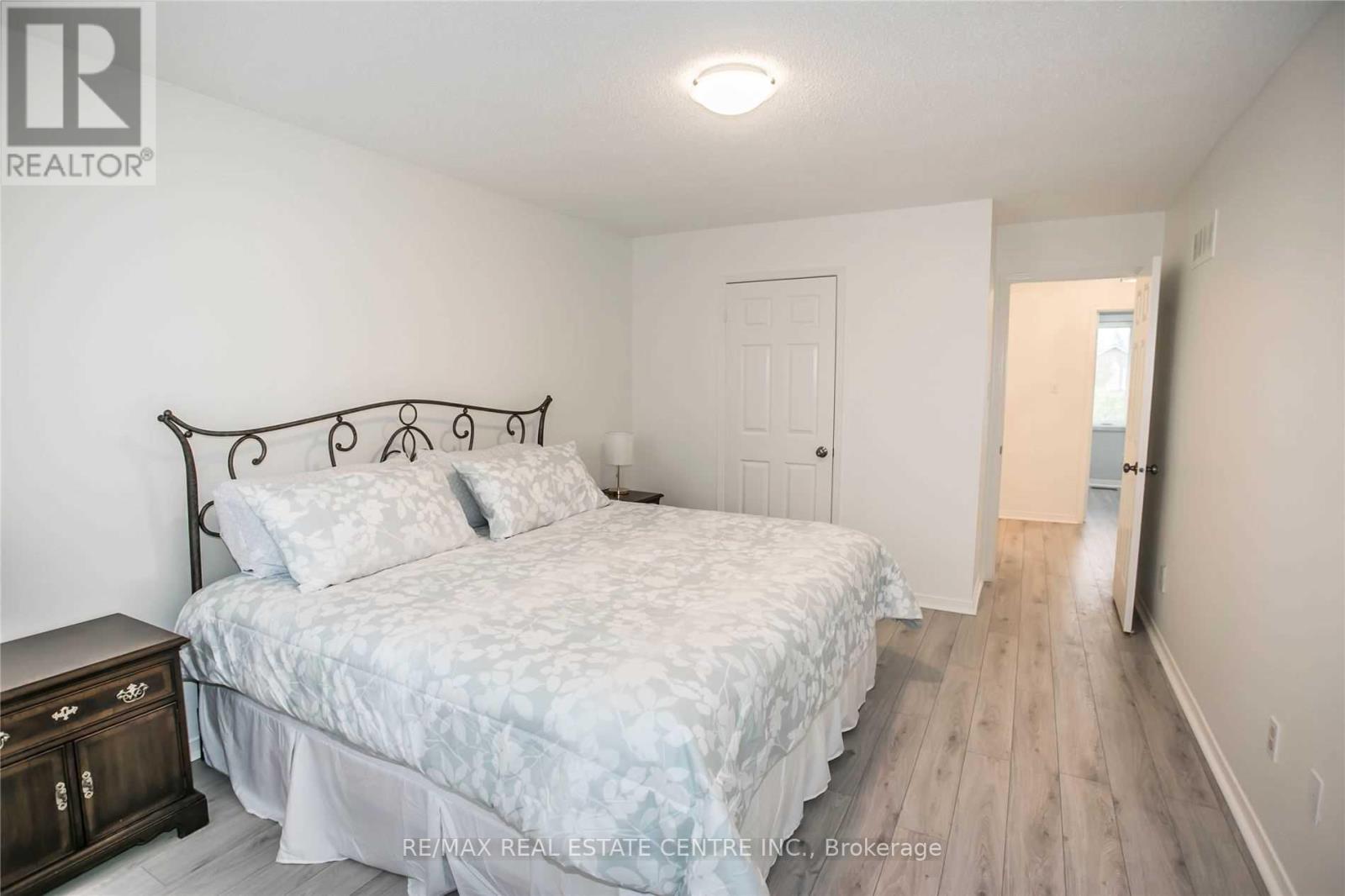 6361 Longspur Road, Mississauga, Ontario  L5N 6H1 - Photo 23 - W12790806