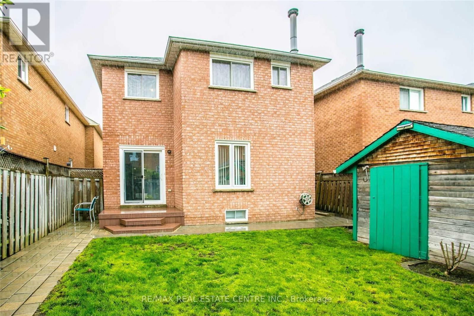 6361 Longspur Road, Mississauga, Ontario  L5N 6H1 - Photo 34 - W12790806