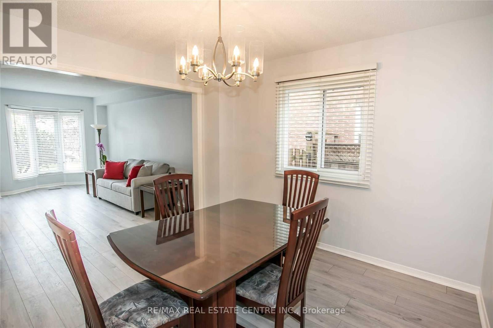 6361 Longspur Road, Mississauga, Ontario  L5N 6H1 - Photo 9 - W12790806