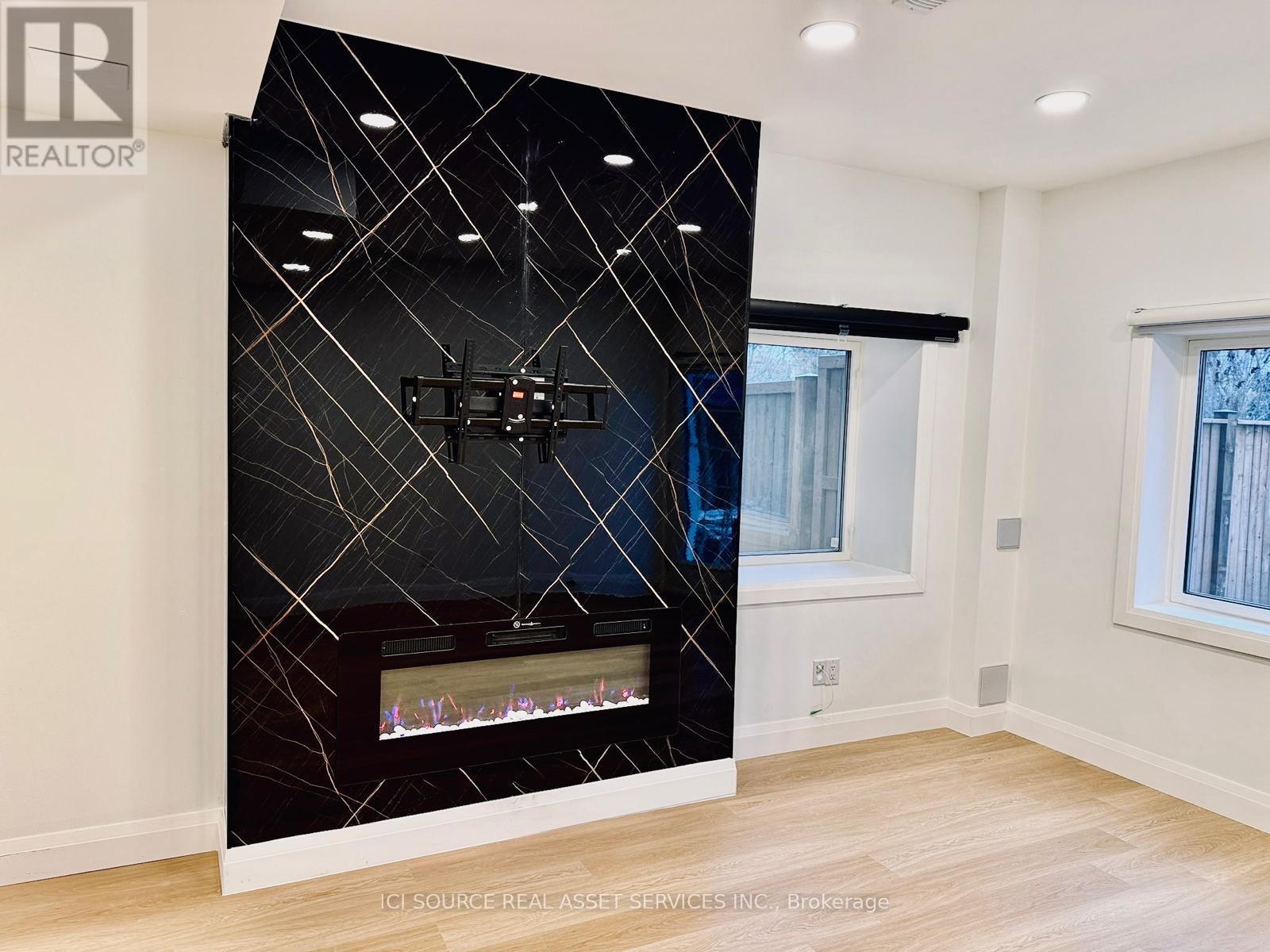 2 - 3186 Hines Drive, Oakville, Ontario  L6M 0Z9 - Photo 6 - W12790438