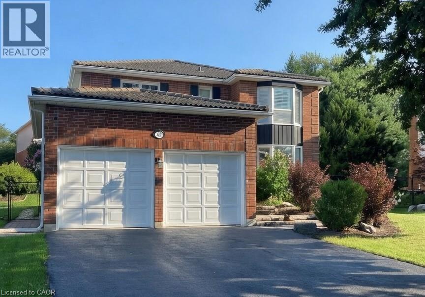 456 OAKFIELD Court, Waterloo, Ontario