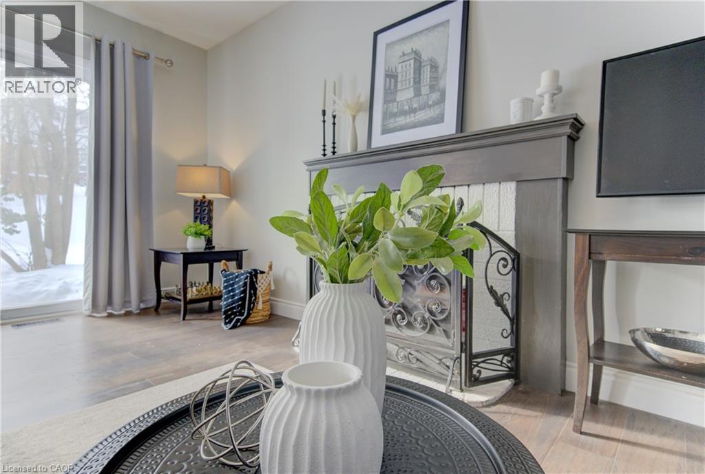 456 Oakfield Court, Waterloo, Ontario  N2T 1X5 - Photo 14 - 40803372