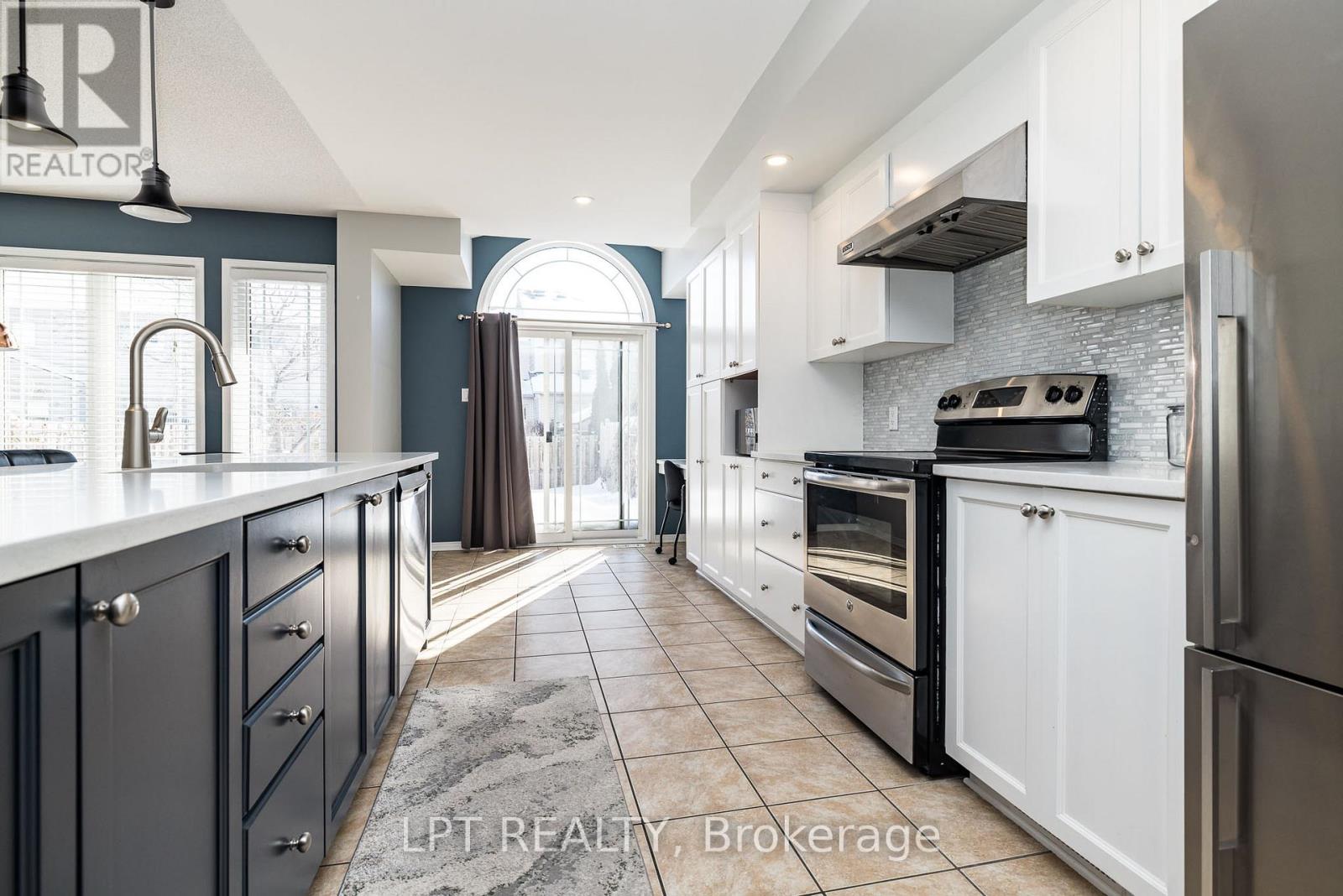 521 Pepperville Crescent, Ottawa, Ontario  K2M 0E5 - Photo 10 - X12790824