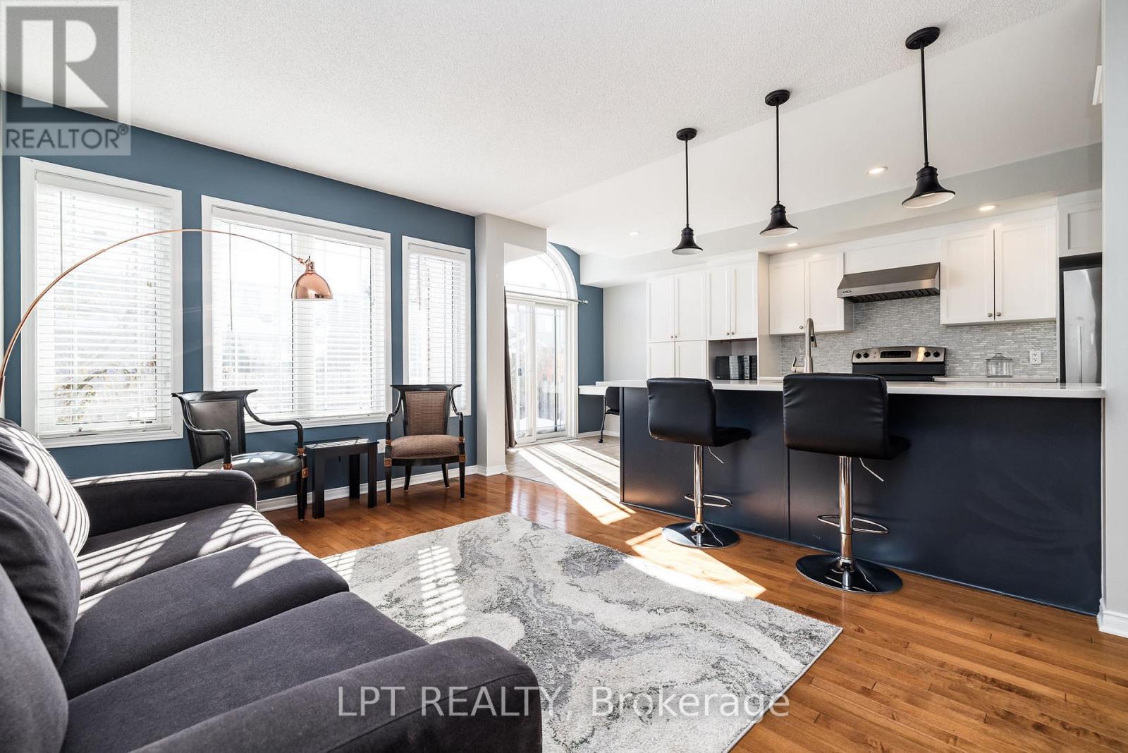 521 Pepperville Crescent, Ottawa, Ontario  K2M 0E5 - Photo 5 - X12790824