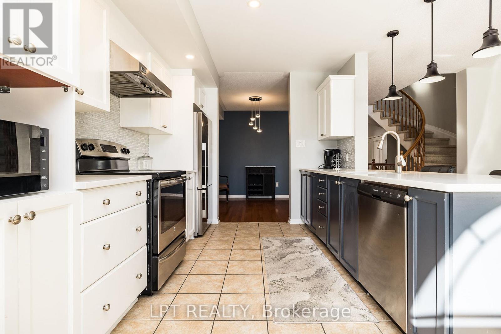 521 Pepperville Crescent, Ottawa, Ontario  K2M 0E5 - Photo 8 - X12790824