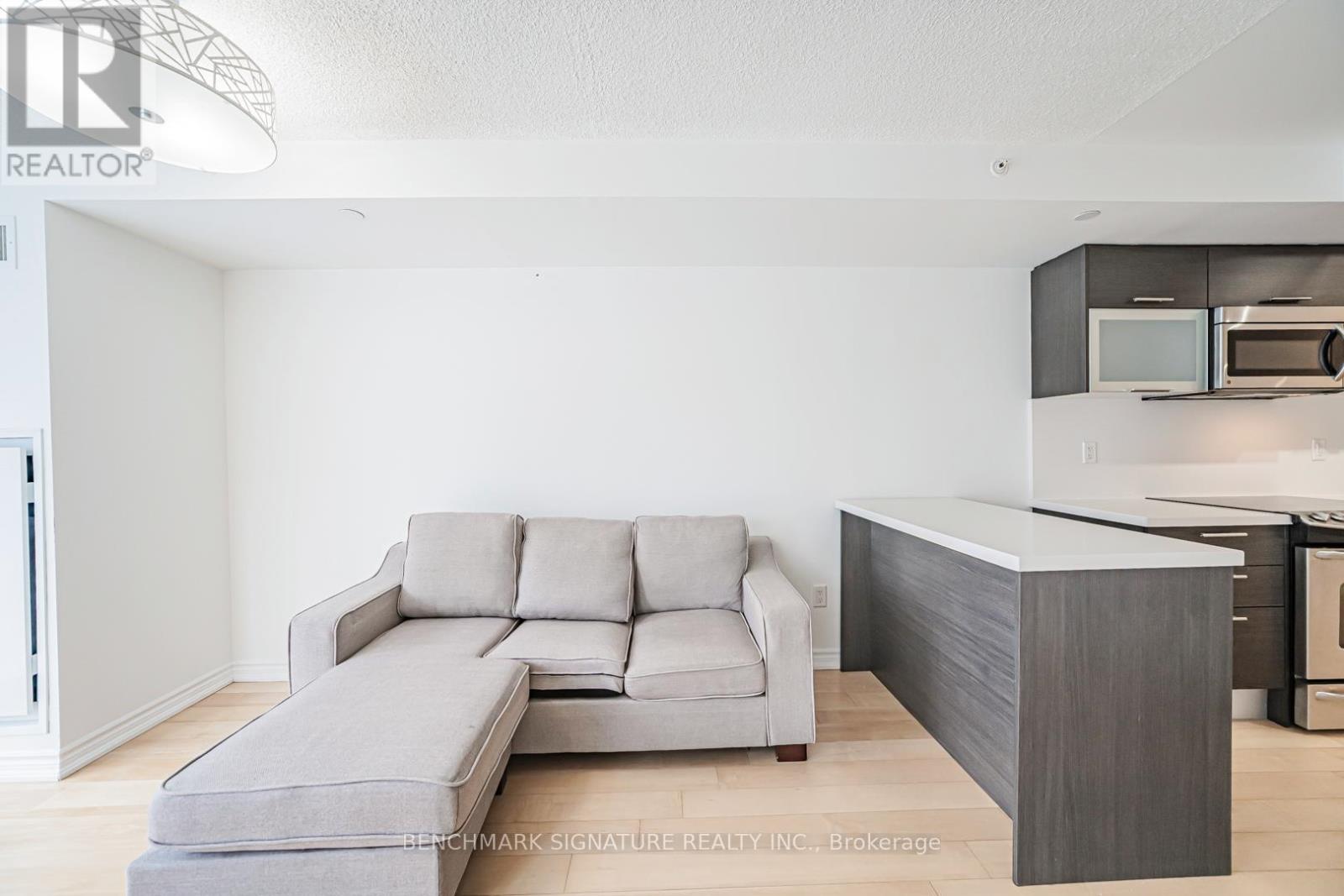 1416 - 386 Yonge Street, Toronto, Ontario  M5B 0A5 - Photo 15 - C12790820