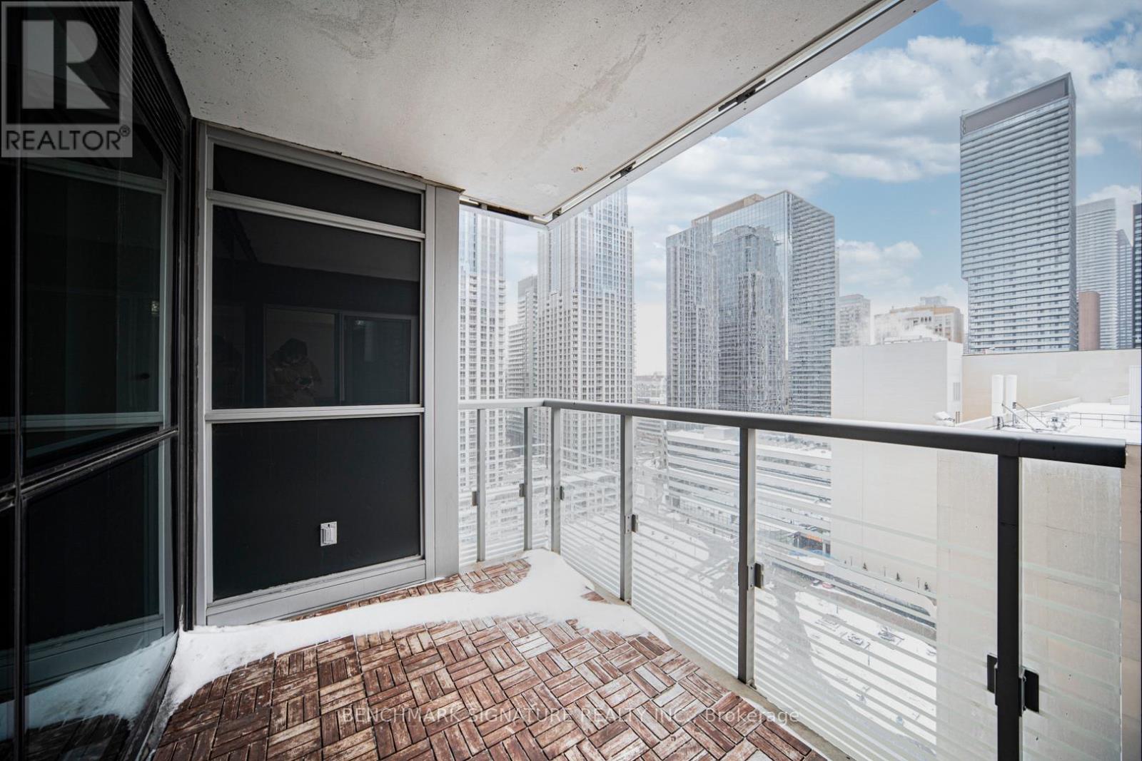 1416 - 386 Yonge Street, Toronto, Ontario  M5B 0A5 - Photo 27 - C12790820