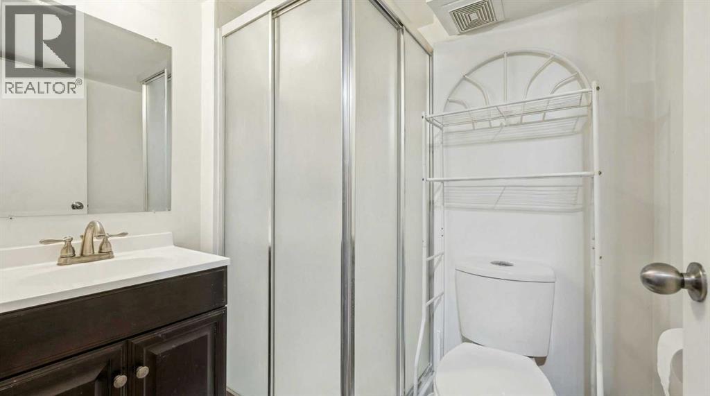 1816 42 Street Se, Calgary, Alberta  T2B 1E9 - Photo 21 - A2285724