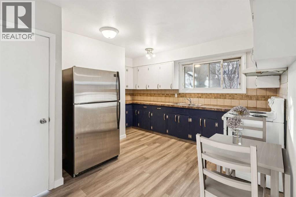 1816 42 Street Se, Calgary, Alberta  T2B 1E9 - Photo 9 - A2285724