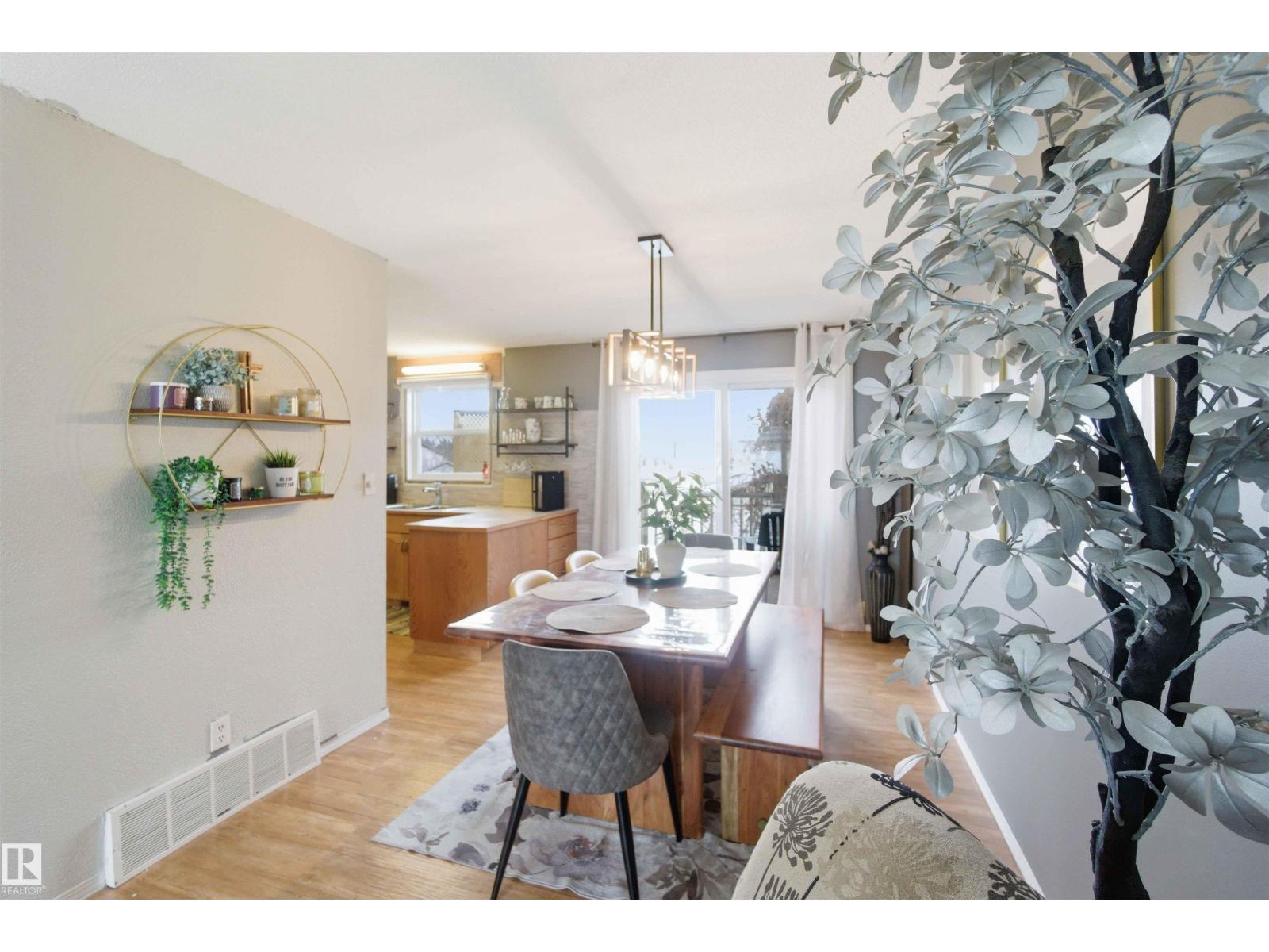 6008 54 Av, Camrose, Alberta  T4V 4G6 - Photo 11 - E4473709