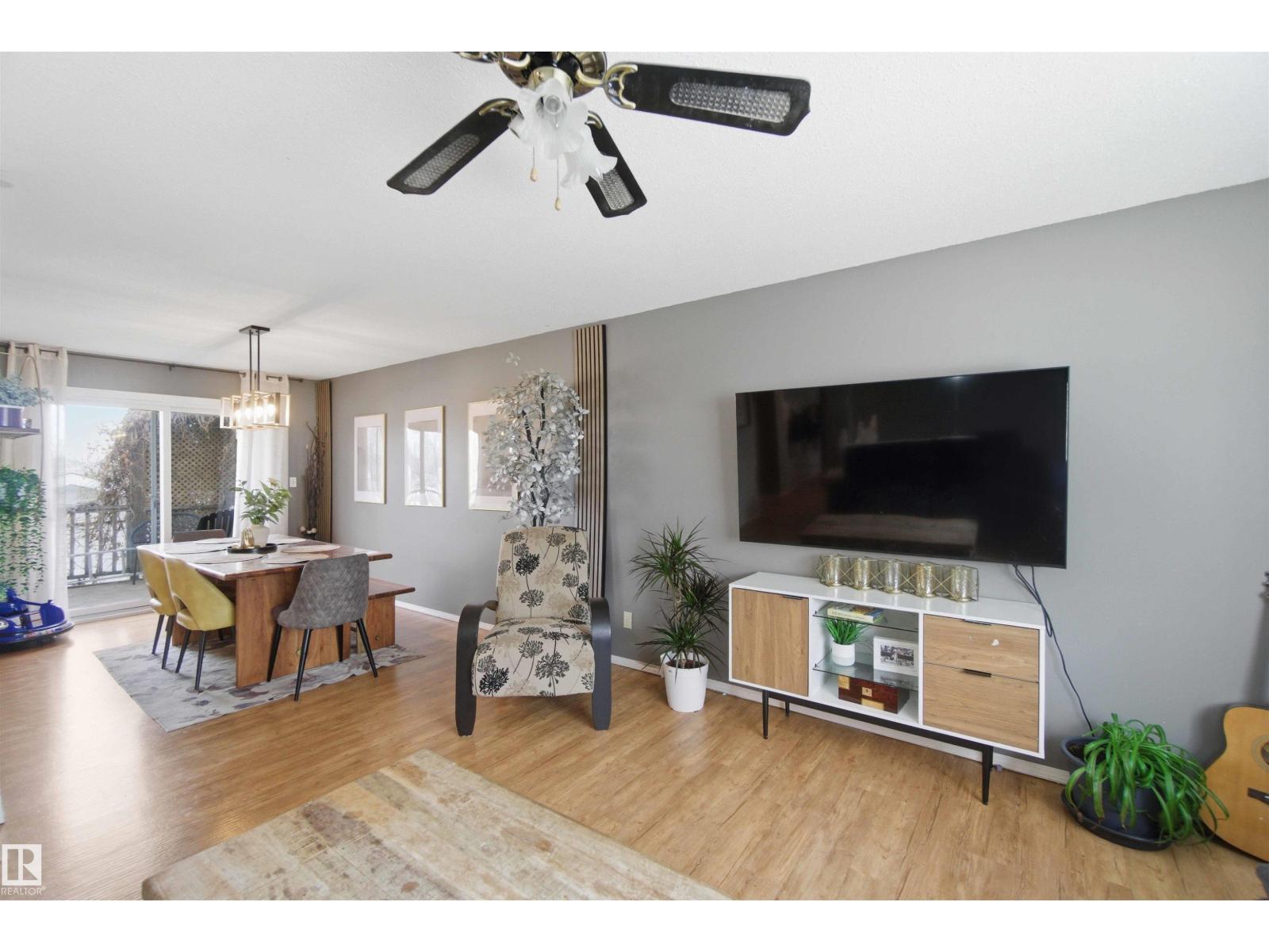 6008 54 Av, Camrose, Alberta  T4V 4G6 - Photo 6 - E4473709