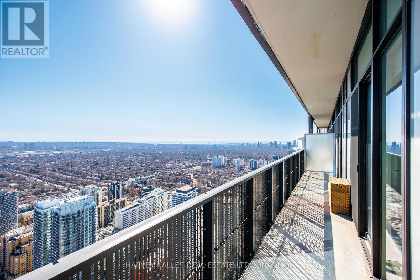 5807 - 8 Eglinton Avenue E, Toronto, Ontario  M4P 0C1 - Photo 7 - C12790416