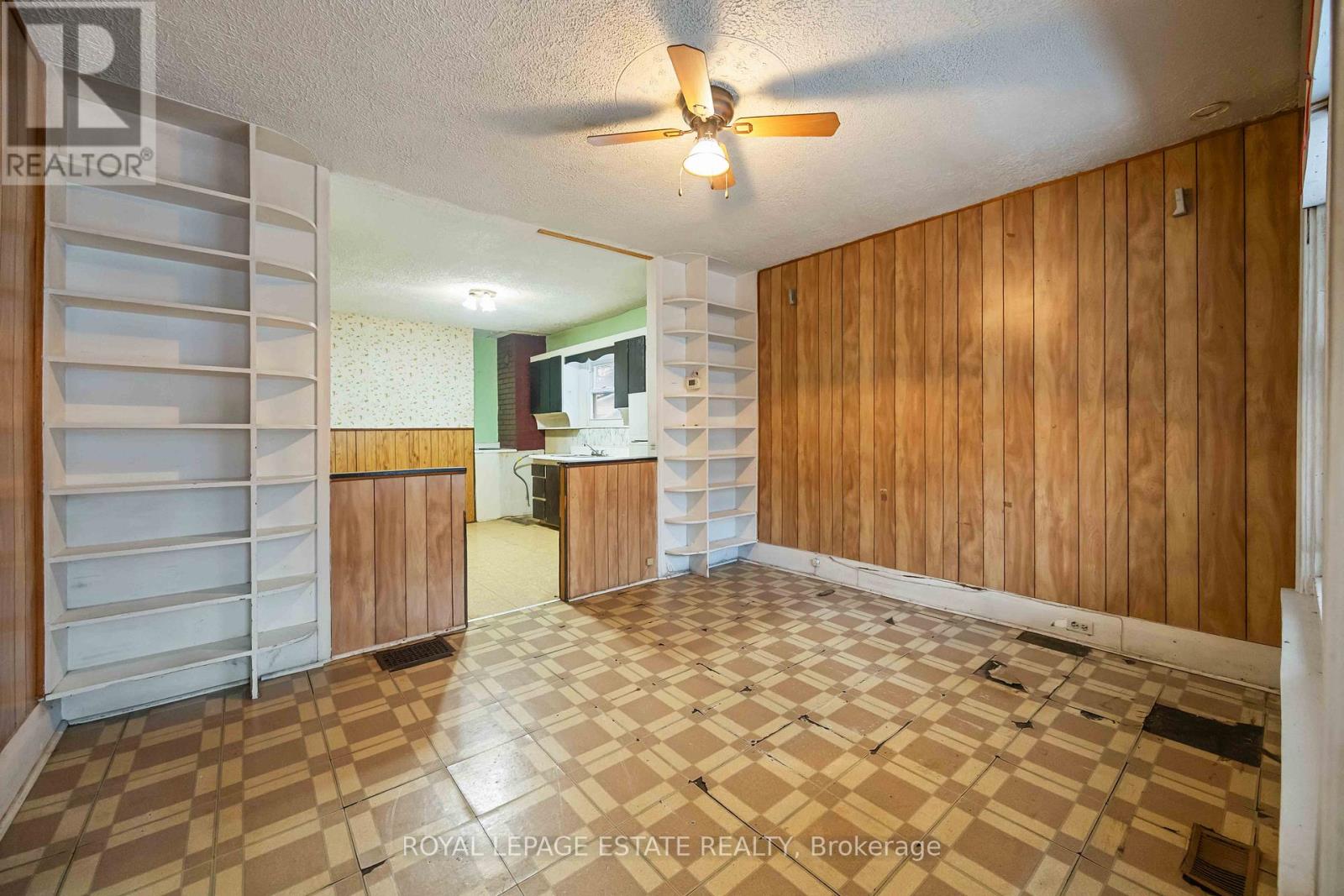 337 Craven Road, Toronto, Ontario  M4L 2Z5 - Photo 15 - E12719698