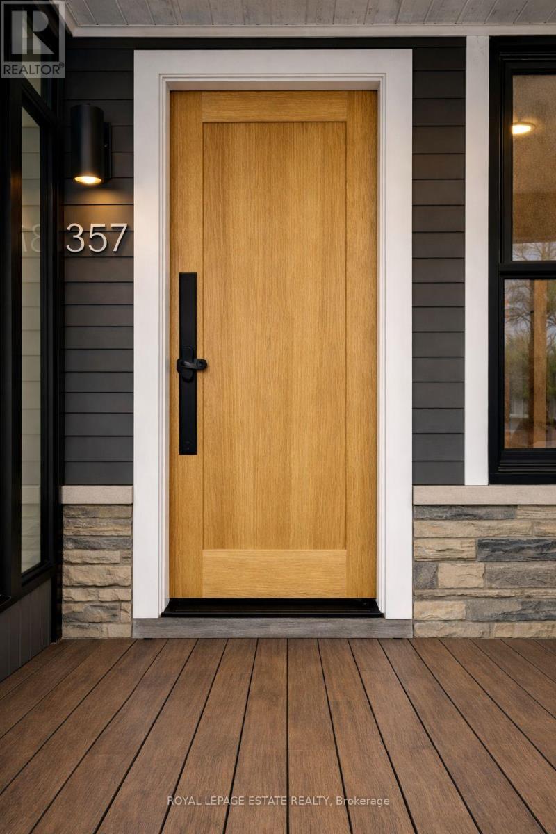 337 Craven Road, Toronto, Ontario  M4L 2Z5 - Photo 9 - E12719698