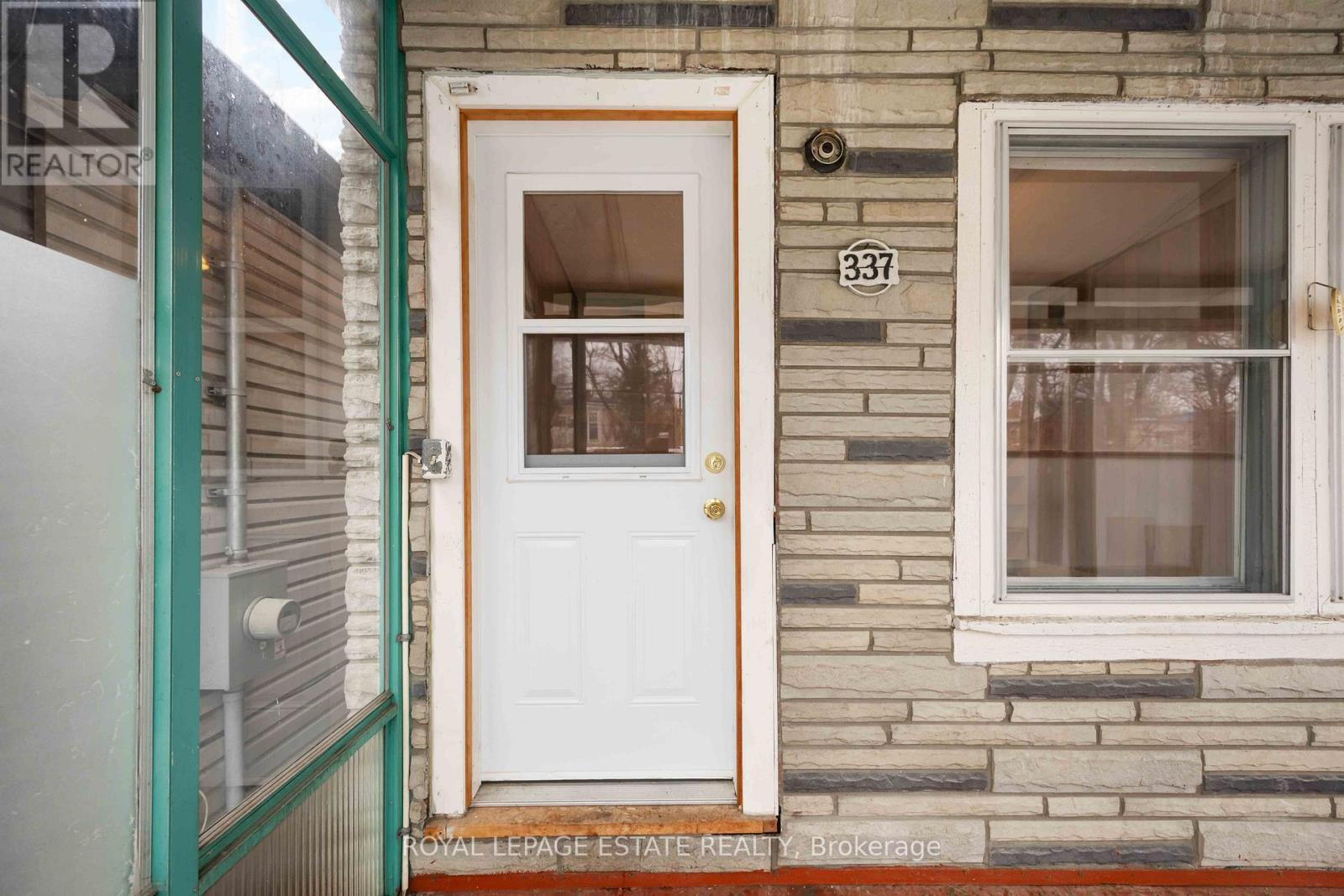 337 Craven Road, Toronto, Ontario  M4L 2Z5 - Photo 8 - E12719698