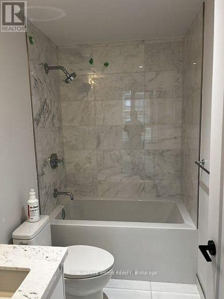 209 - 505 Glencairn Avenue, Toronto, Ontario  M6B 0B2 - Photo 4 - C12790834