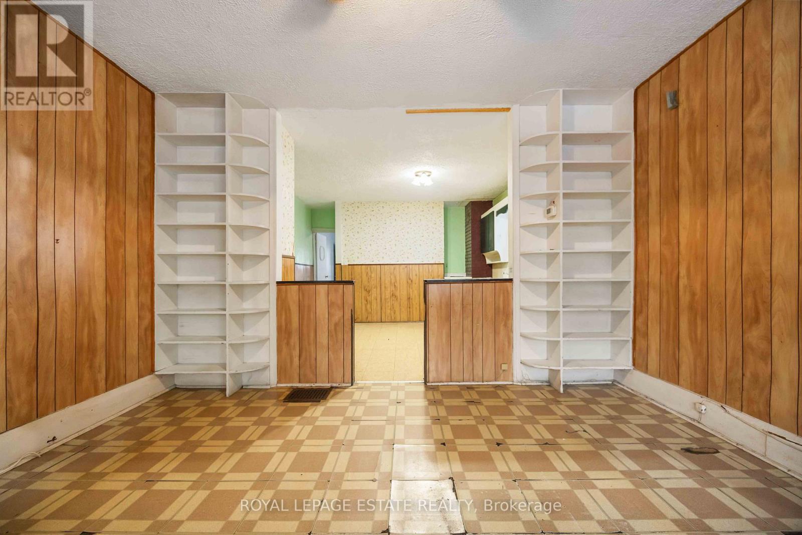 337 Craven Road, Toronto, Ontario  M4L 2Z5 - Photo 16 - E12719698