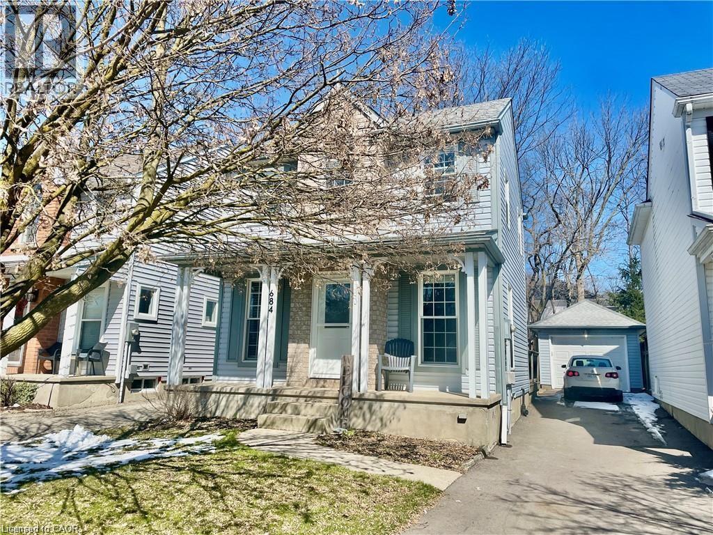 684 Jacob Lane, Waterloo, Ontario  N2V 2G9 - Photo 1 - 40804738