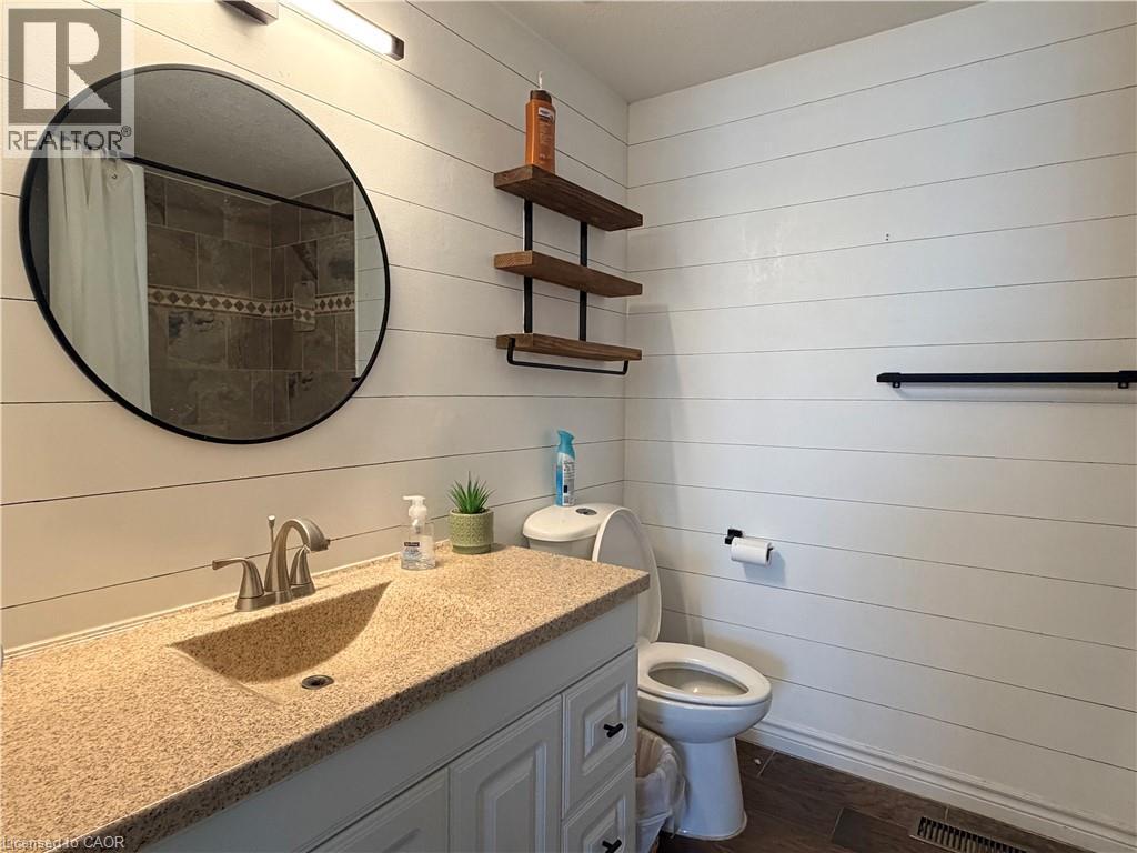 684 Jacob Lane, Waterloo, Ontario  N2V 2G9 - Photo 16 - 40804738