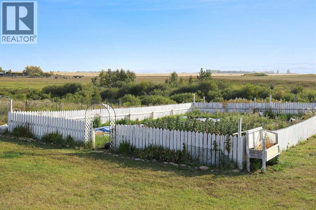 33257 10 Range Road, Rural Mountain View County, Alberta  T4H 1J5 - Photo 11 - A2256614