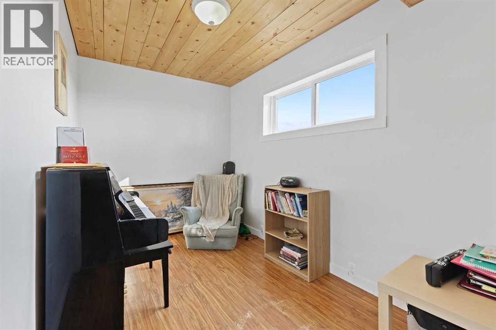 33257 10 Range Road, Rural Mountain View County, Alberta  T4H 1J5 - Photo 31 - A2256614