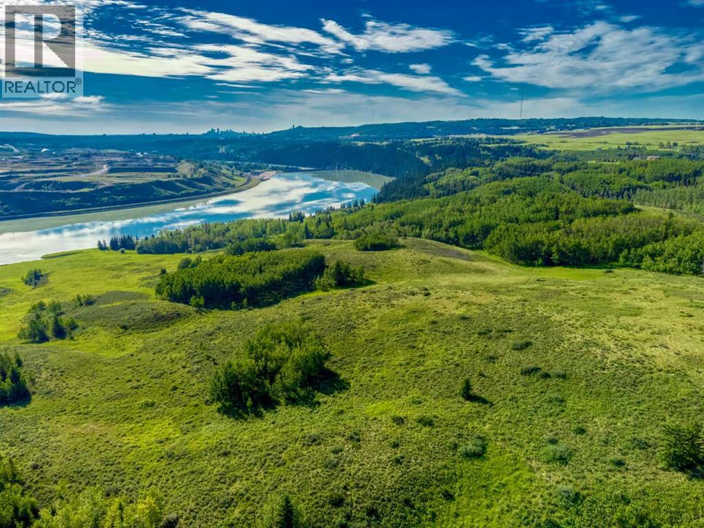 15 Villosa Ridge Point, Rural Rocky View County, Alberta  T3Z 1H3 - Photo 2 - A2284965