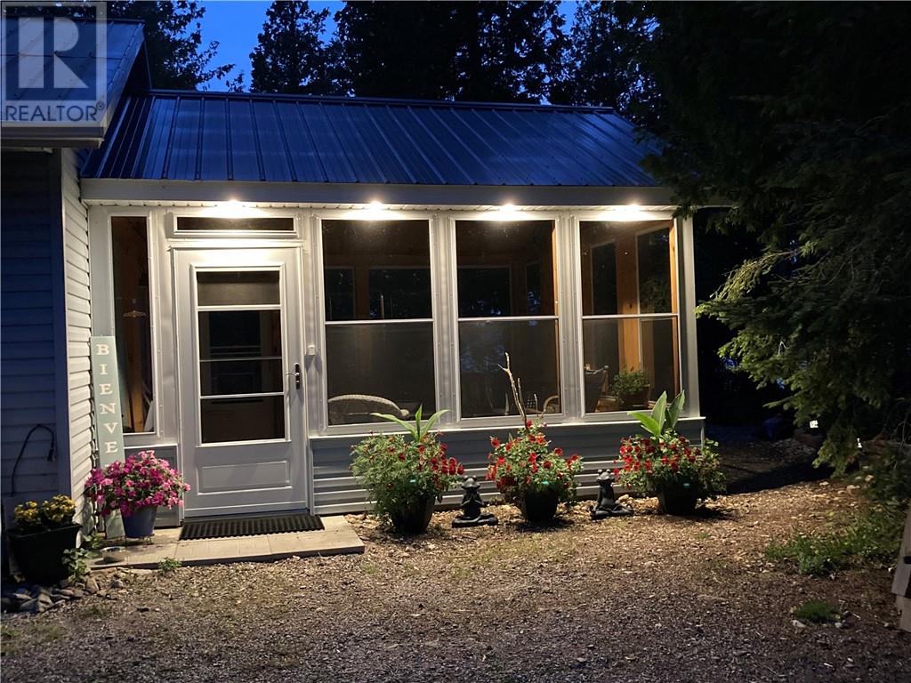 659 Pebble Road, Manitoulin Island, Ontario  P0P 1Y0 - Photo 12 - 2126458