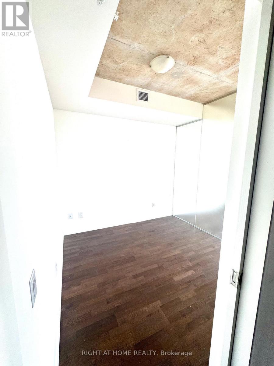 1316 - 629 King Street W, Toronto, Ontario  M5V 0G9 - Photo 9 - C12790842