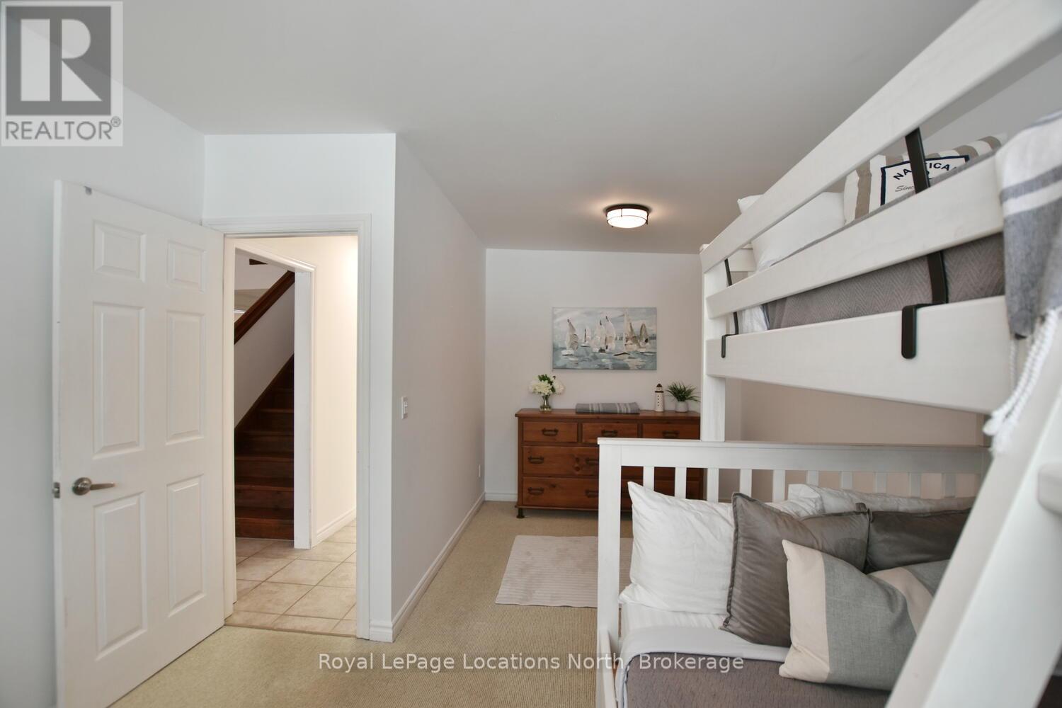 111 Martin Grove, Blue Mountains, Ontario  L9Y 0N5 - Photo 15 - X12726936