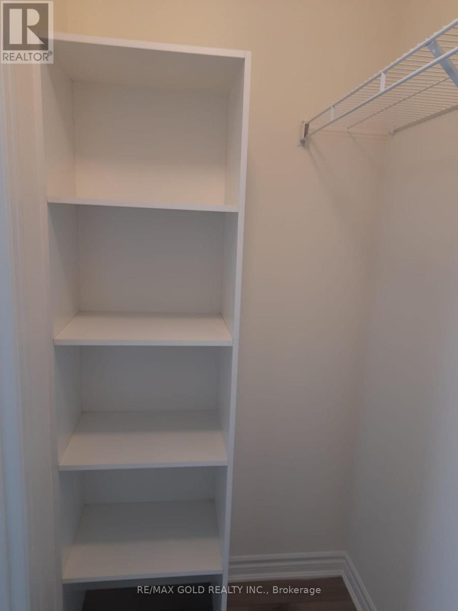 409 - 200 Lagerfeld Drive, Brampton, Ontario  L7A 5G5 - Photo 4 - W12790848