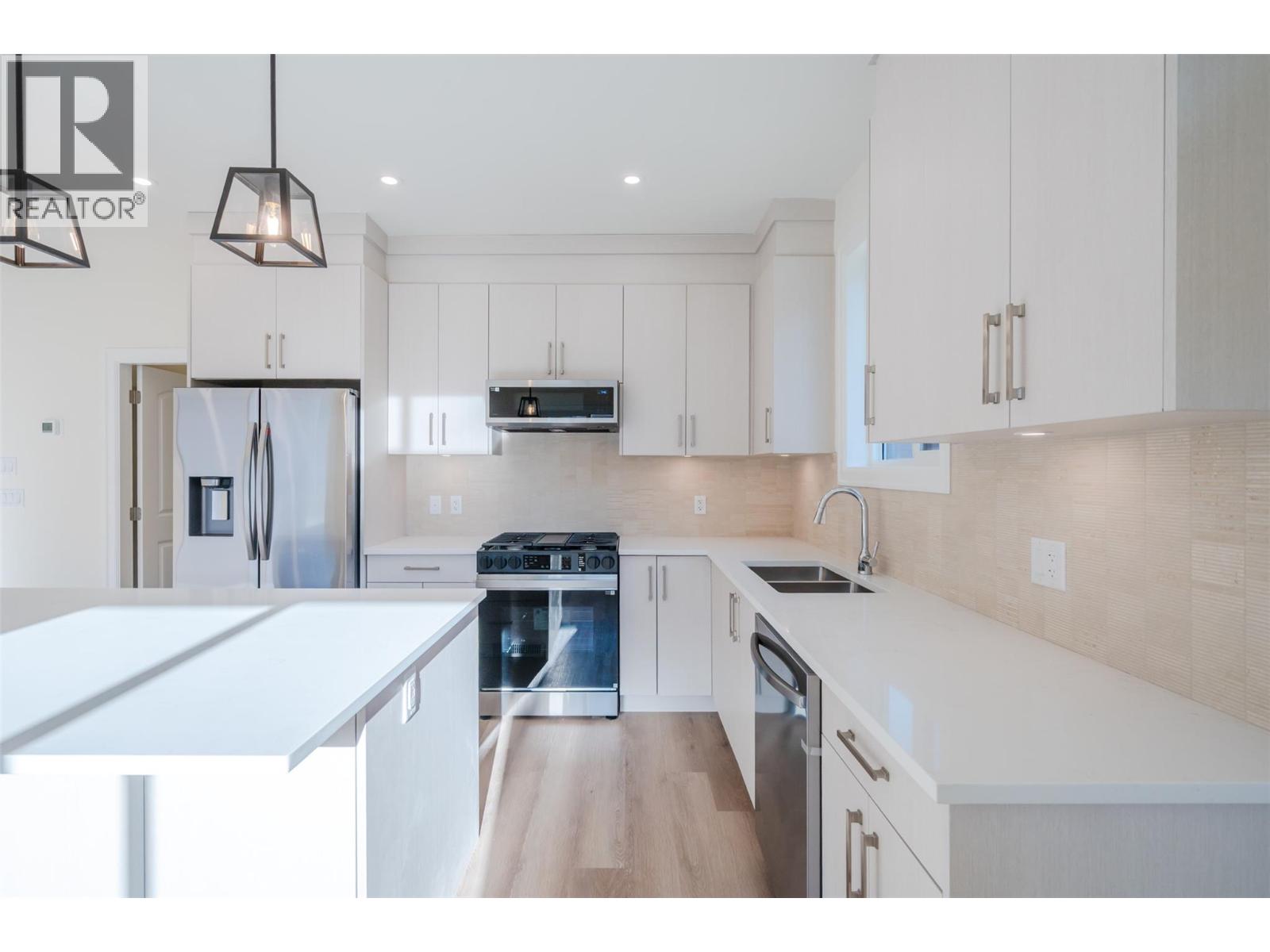 255 Bentgrass Avenue, Oliver, British Columbia  V0H 1T3 - Photo 18 - 10373660