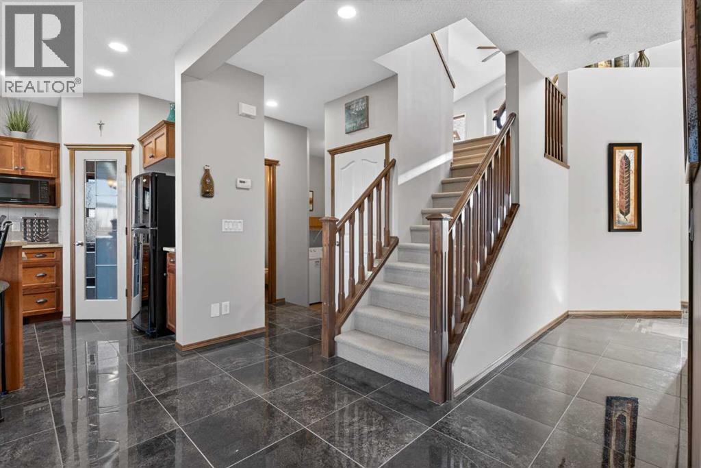 57 Pantego Hill Nw, Calgary, Alberta  T3K 0B7 - Photo 12 - A2284912